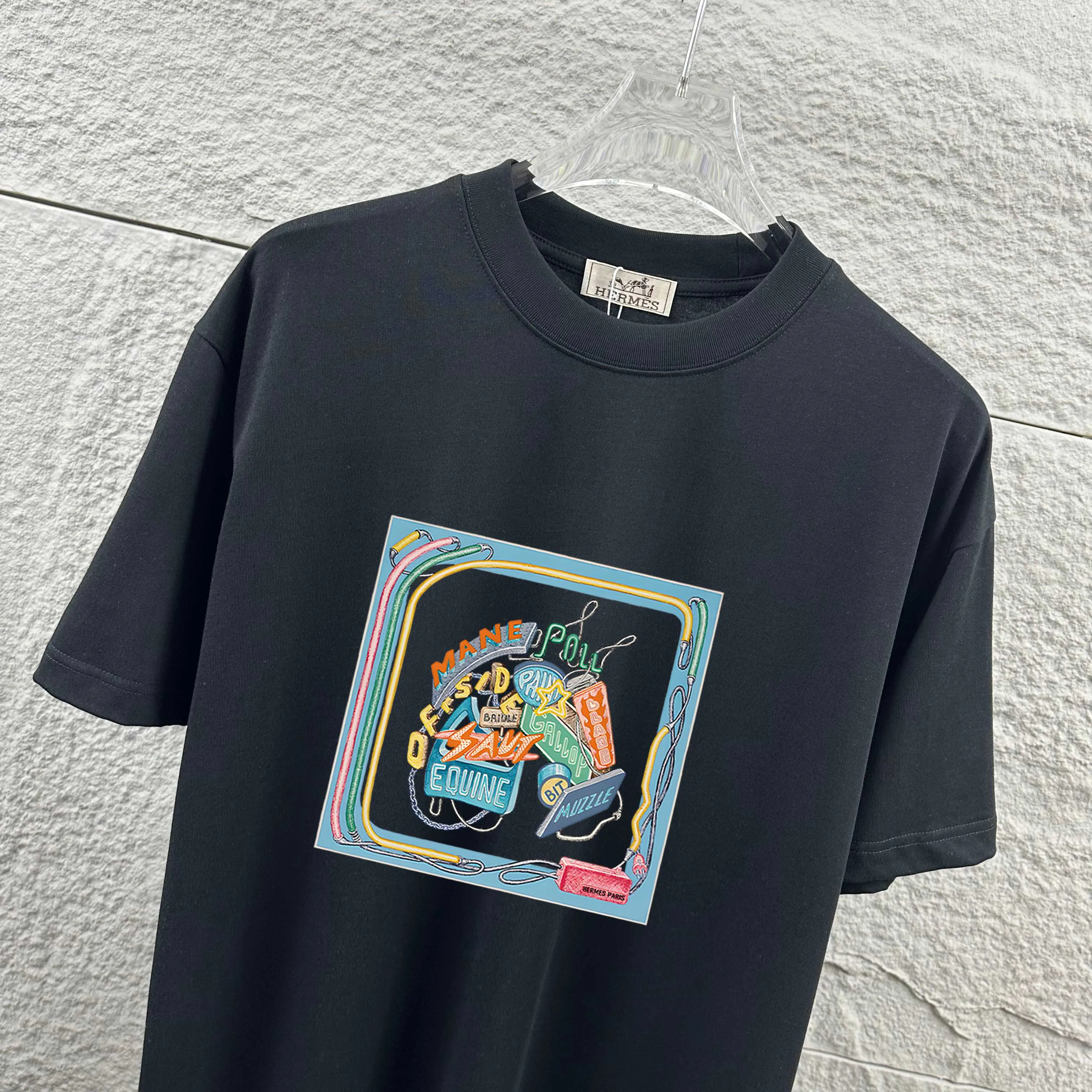 Herme* * 2026 New Arrival Classic T Same Style ：Black White Red Size： S （90-130 ） M （120-150 ） L （140-165 ） XL （160-180 ） XXL （180-210 ）